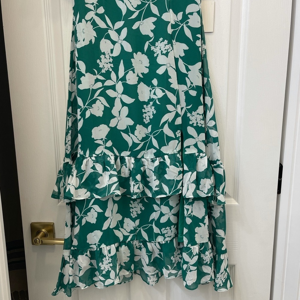 Lulus Dark Green Floral Ruffle Strapless Midi Dress Size M - Picture 5 of 6